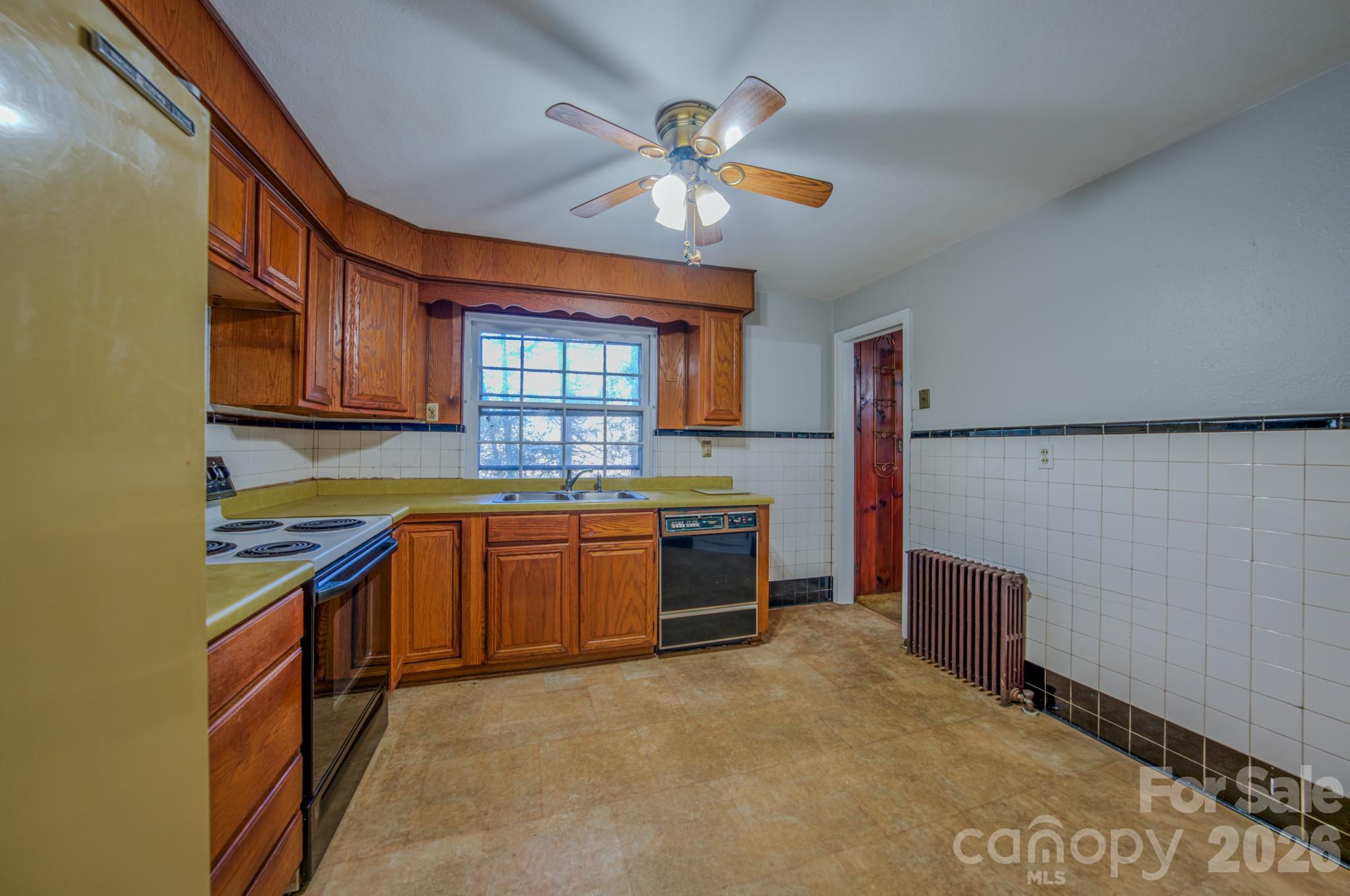 19 Swift Street Asheville NC 28804