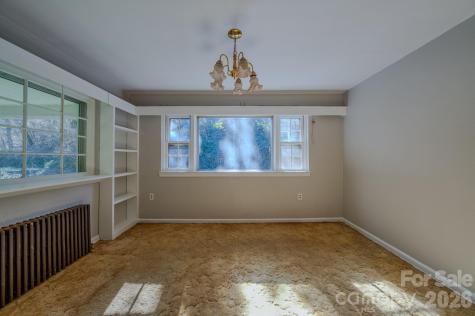 19 Swift Street Asheville NC 28804