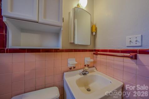 19 Swift Street Asheville NC 28804