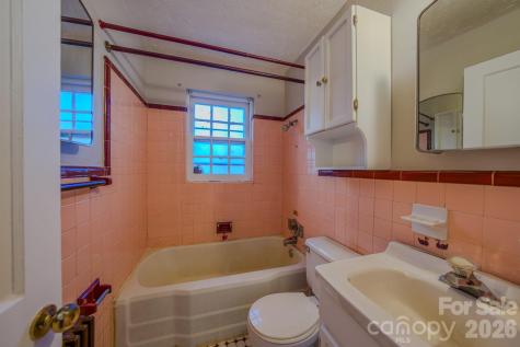 19 Swift Street Asheville NC 28804