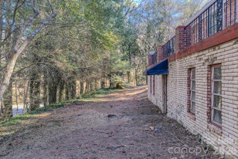 19 Swift Street Asheville NC 28804