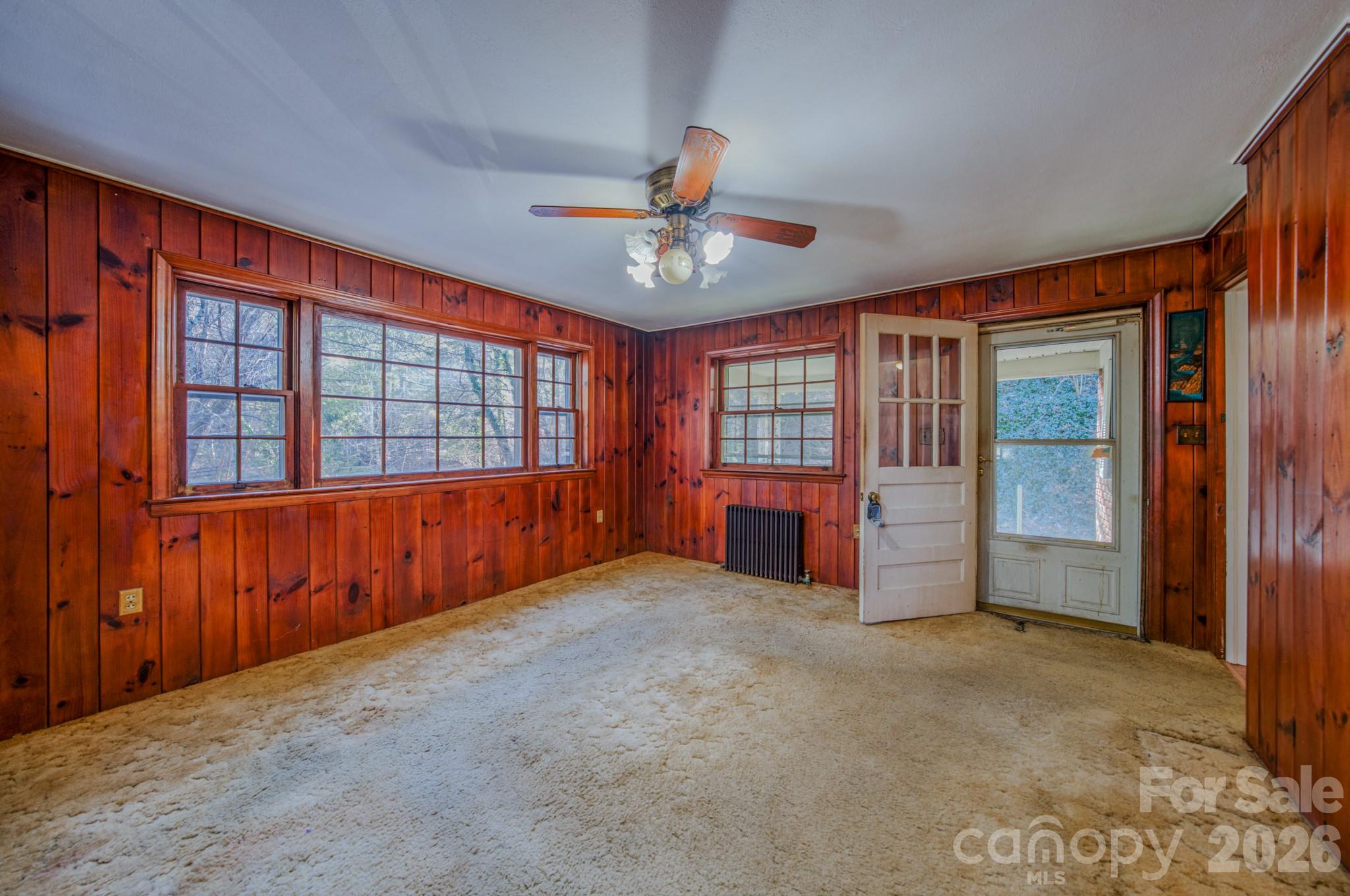 19 Swift Street Asheville NC 28804