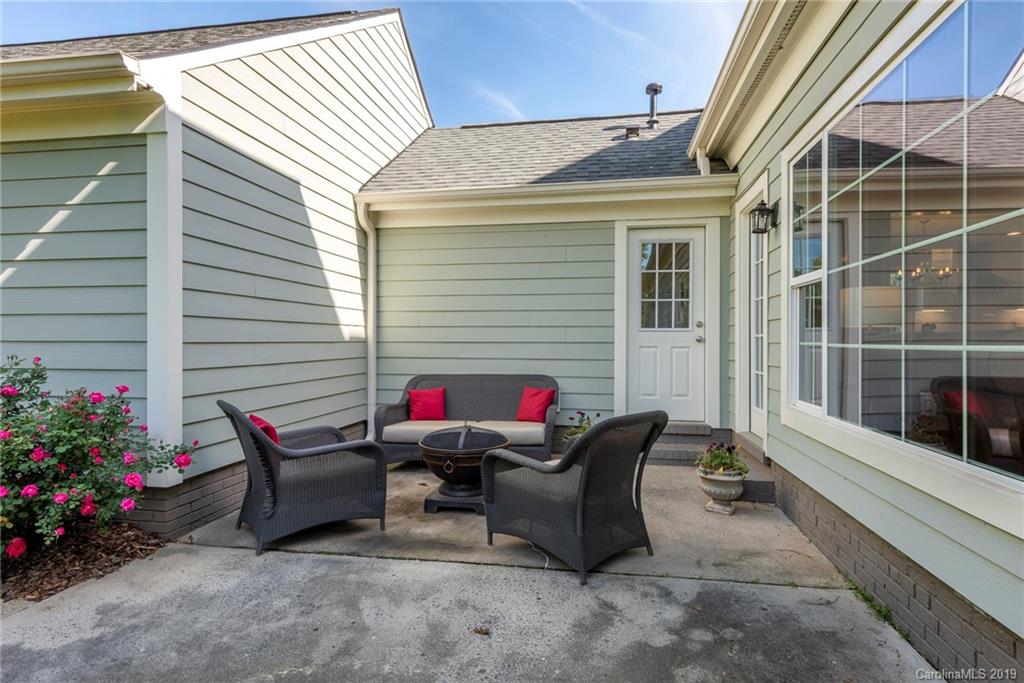 7000 Turtle Rock Court Charlotte NC 28277