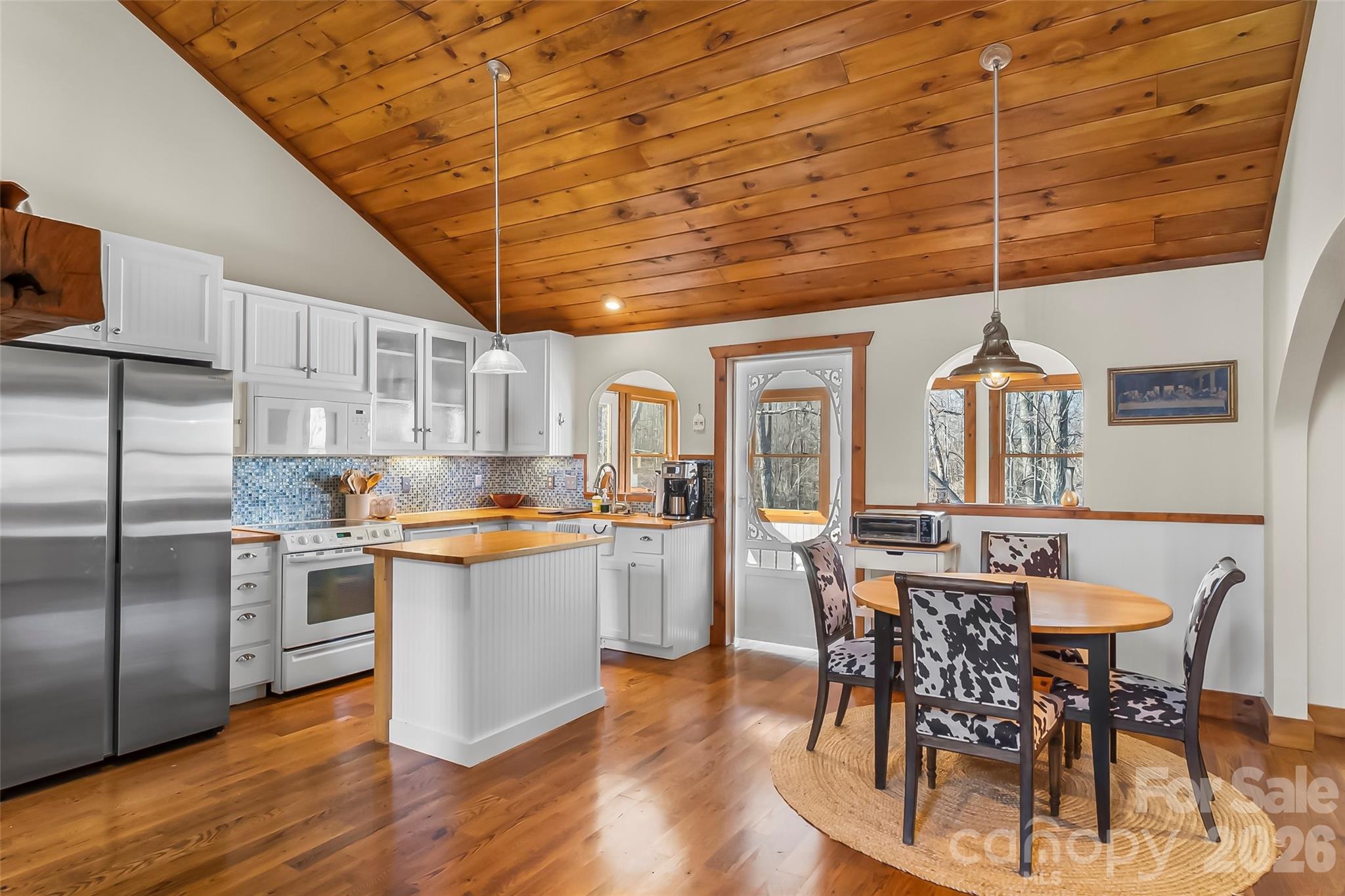525 Mossy Oak Trail Nebo NC 28761