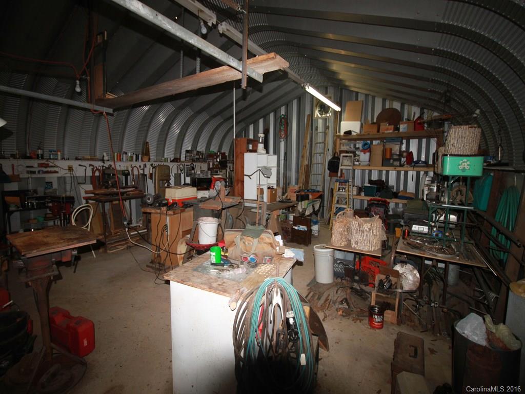 649 Reservoir Road Burnsville NC 28714