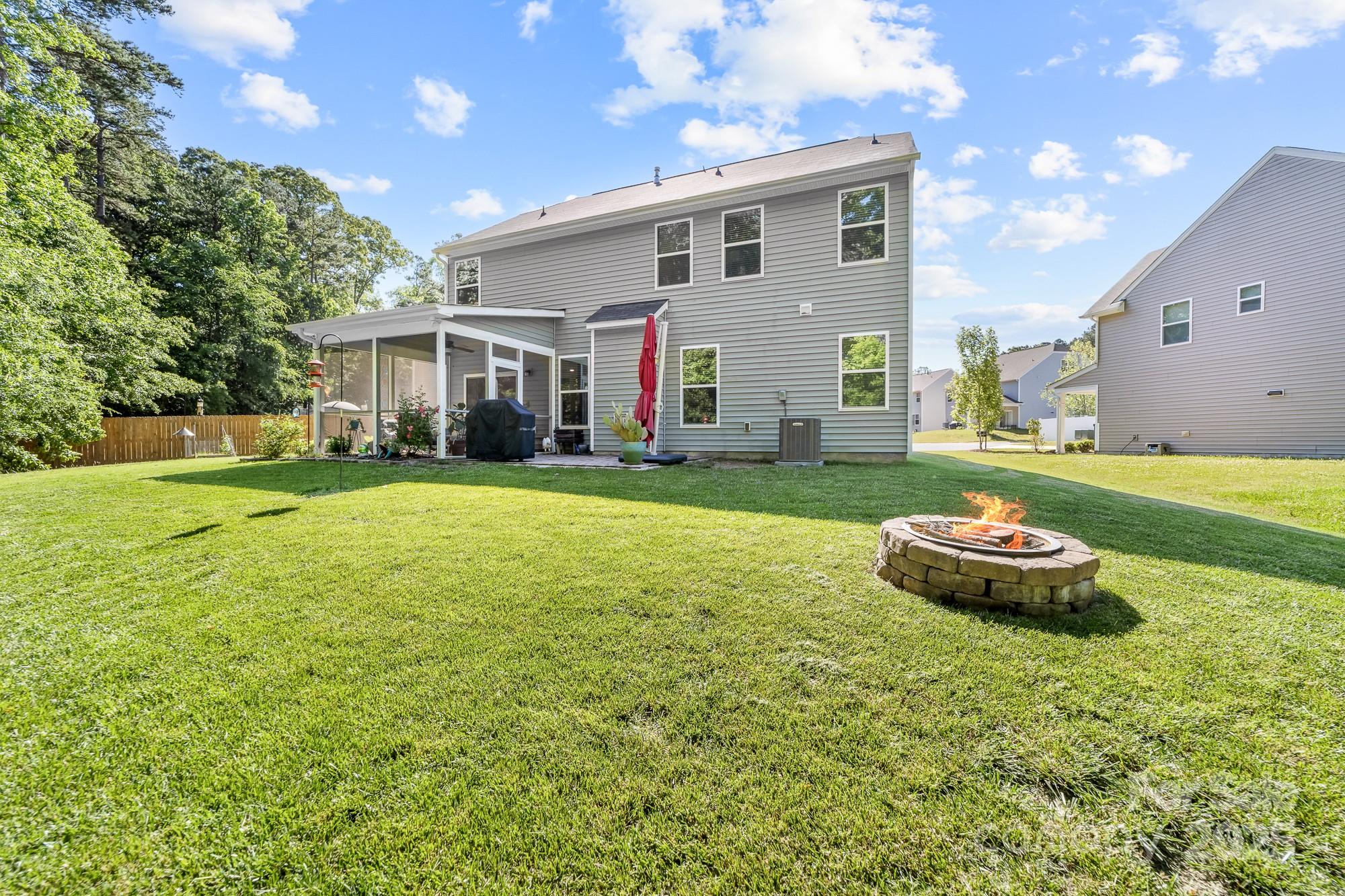 3615 Alamito Lane Charlotte NC 28214