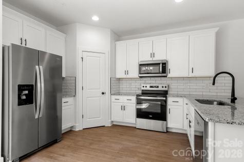 123 Indian Wells Court Harmony NC 28634