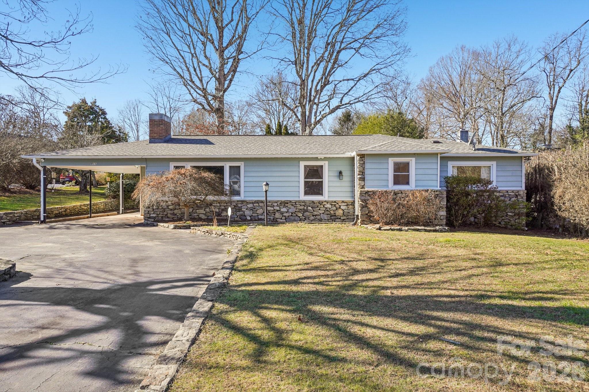 511 Oak Grove Road East Flat Rock NC 28731