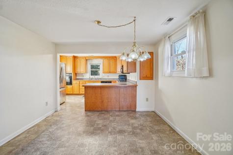 511 Oak Grove Road East Flat Rock NC 28731