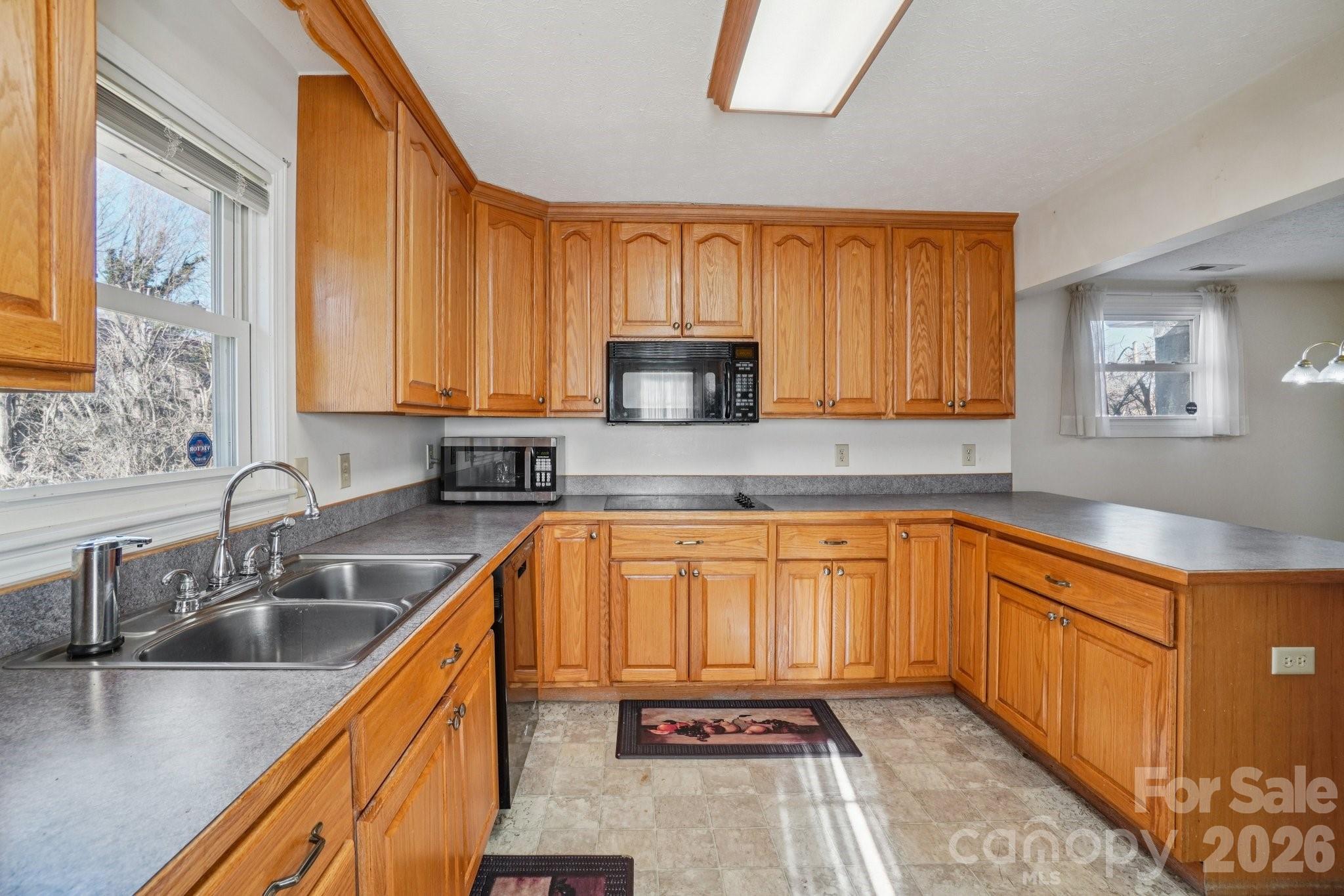 511 Oak Grove Road East Flat Rock NC 28731