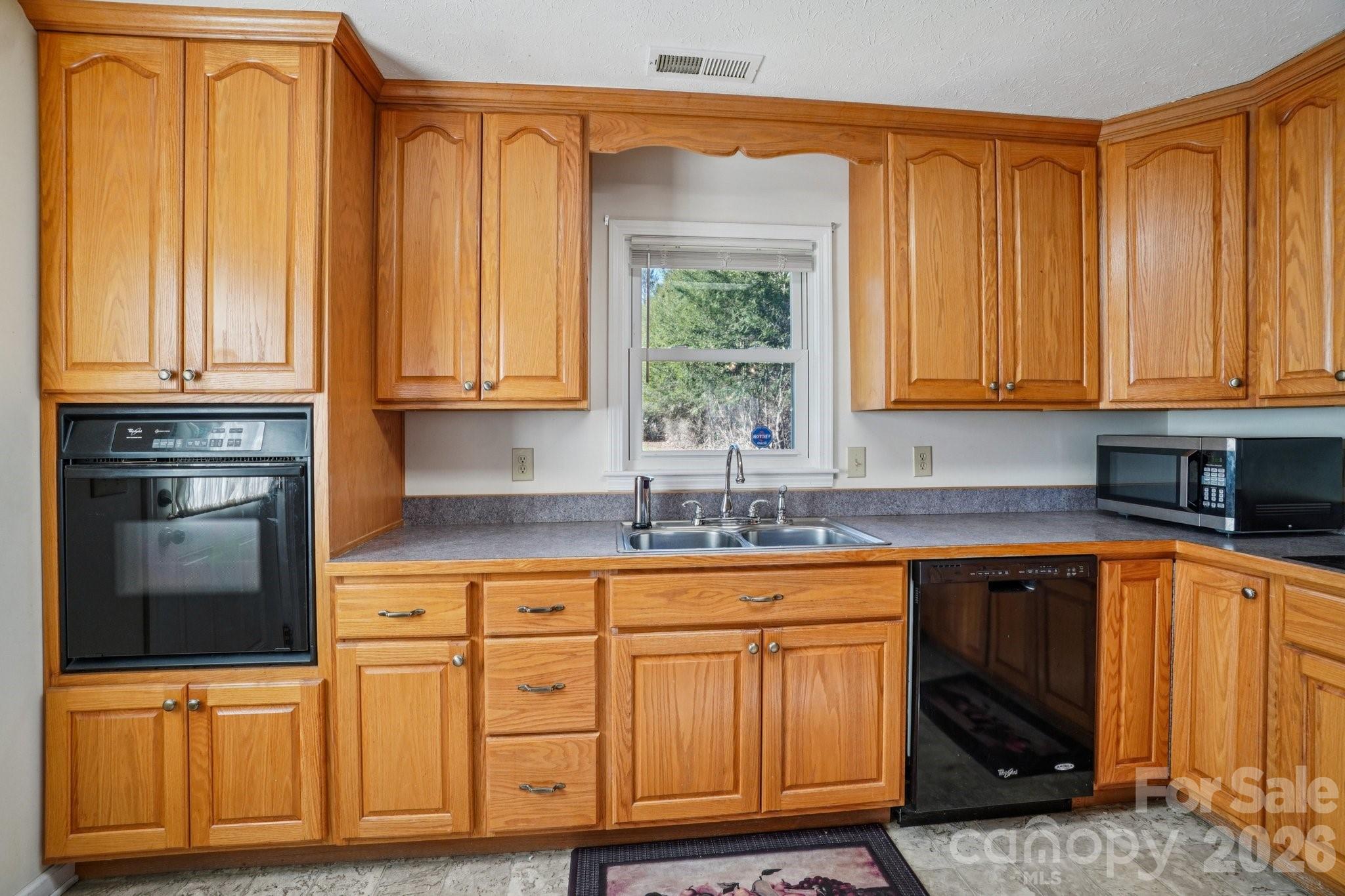 511 Oak Grove Road East Flat Rock NC 28731