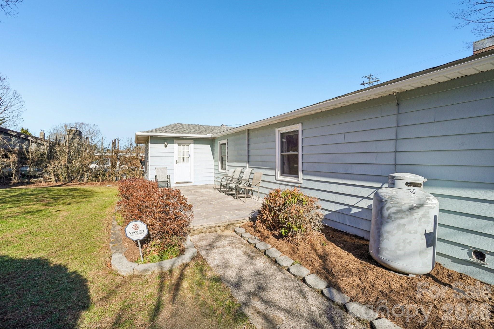 511 Oak Grove Road East Flat Rock NC 28731