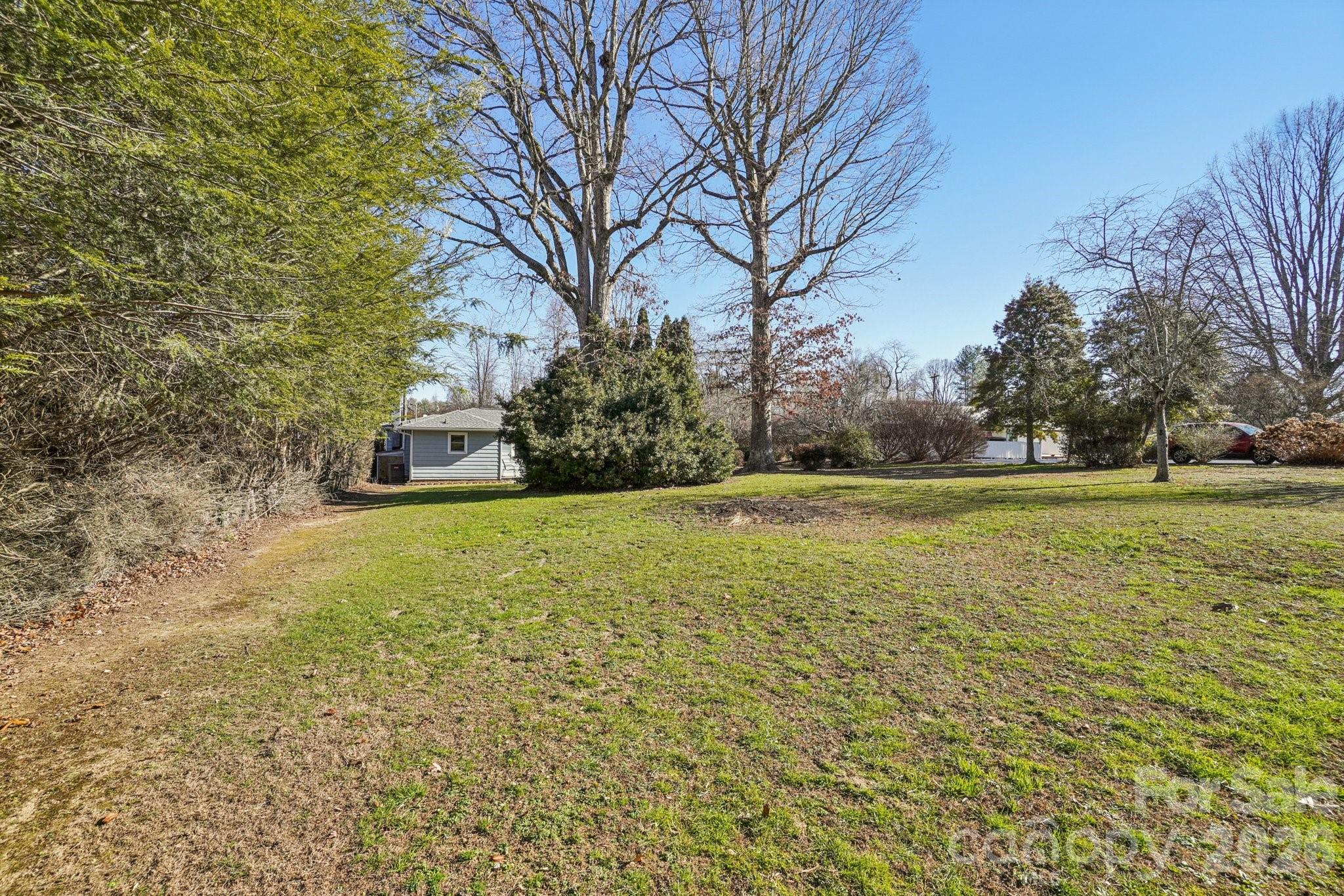 511 Oak Grove Road East Flat Rock NC 28731