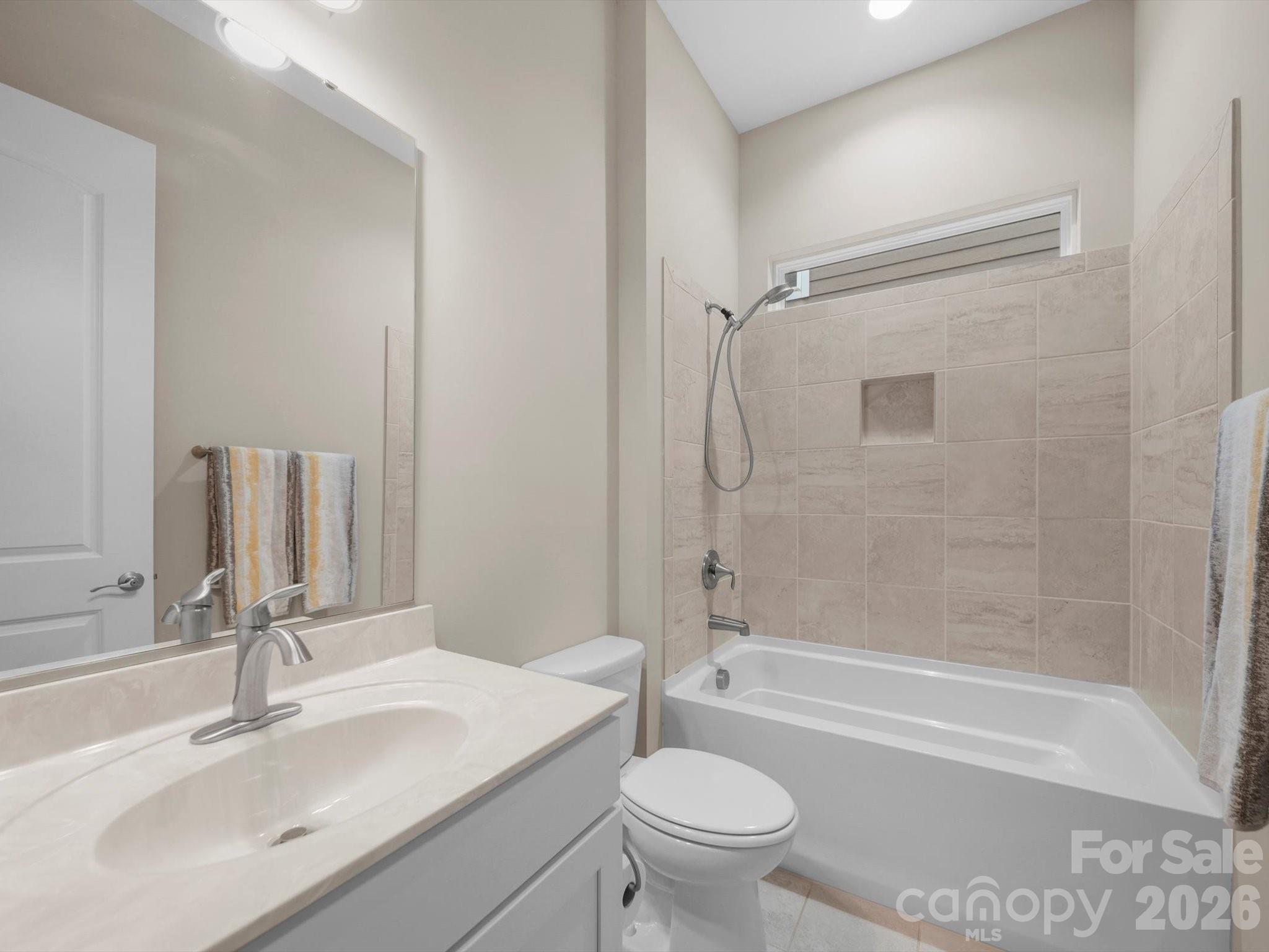 253 Stone Mountain Way Denver NC 28037