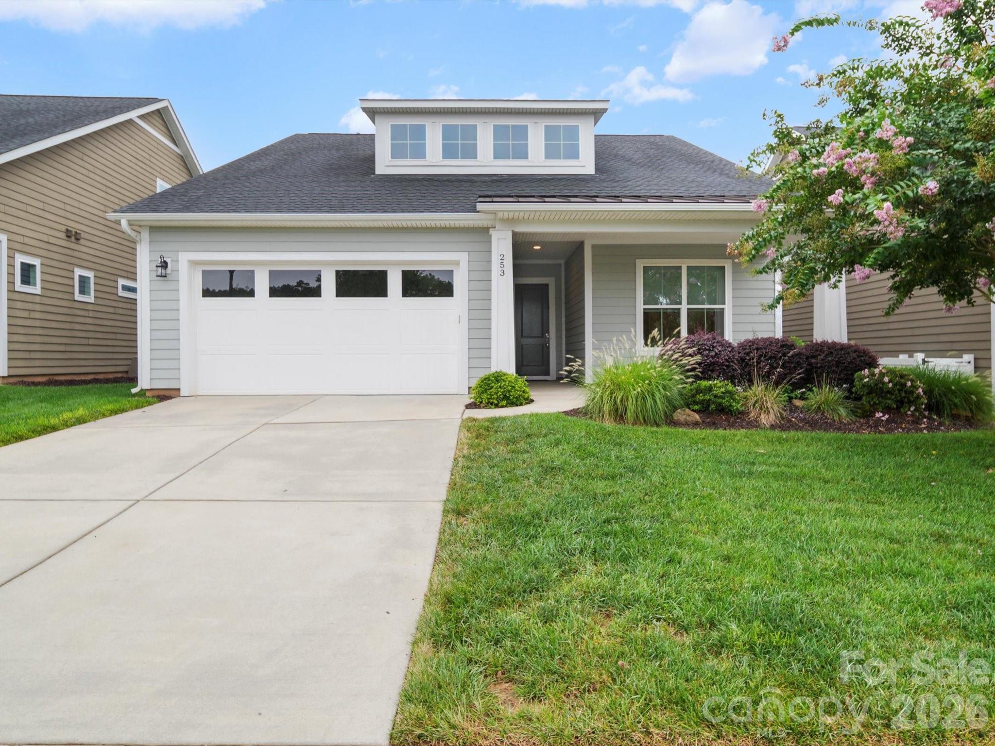 253 Stone Mountain Way Denver NC 28037