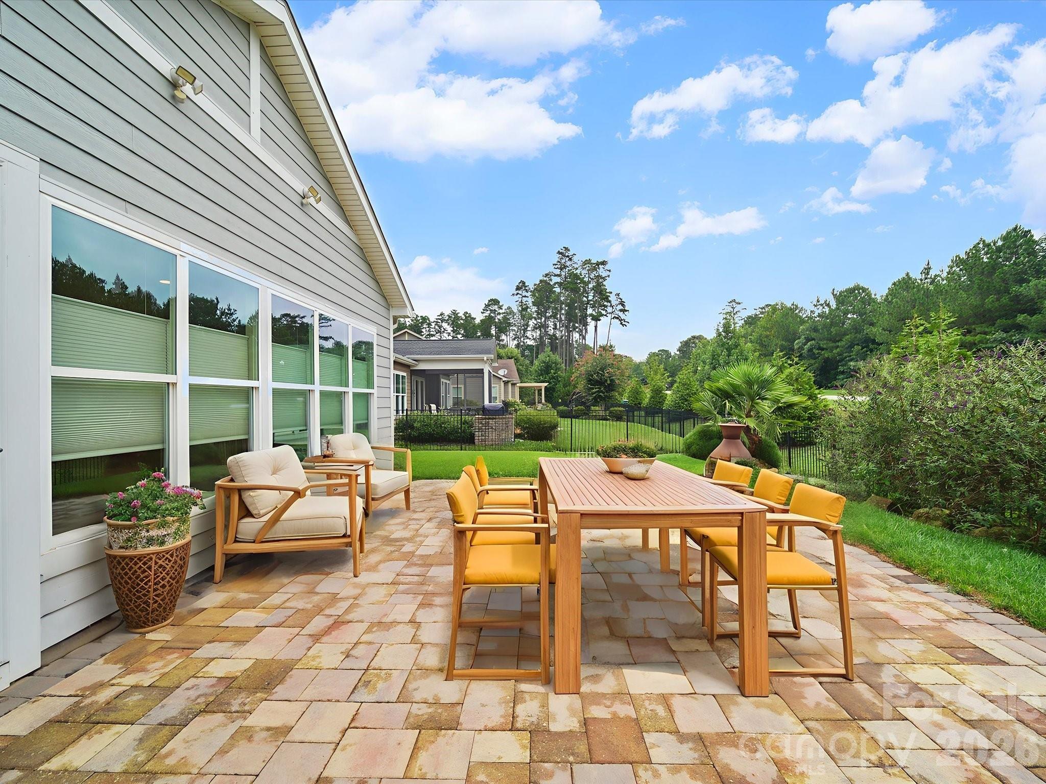 253 Stone Mountain Way Denver NC 28037