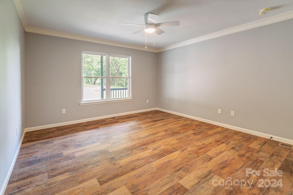 1016 Mountain Drive Candler NC 28715