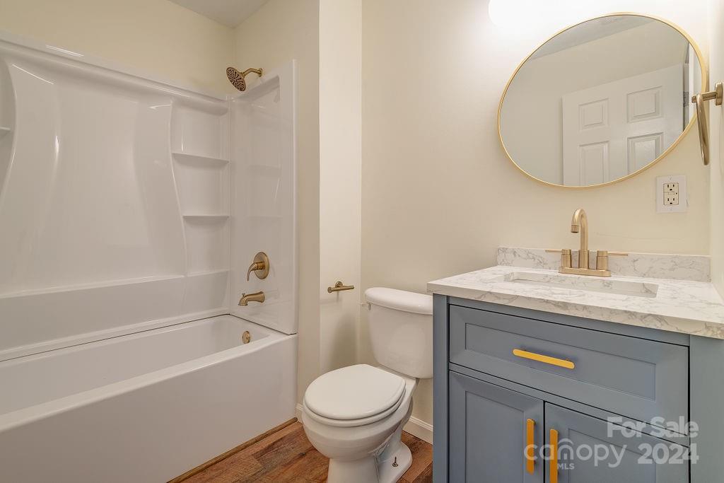 1016 Mountain Drive Candler NC 28715