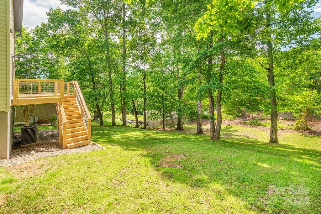 1016 Mountain Drive Candler NC 28715