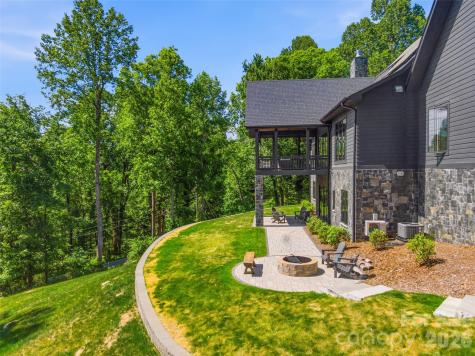 241 Tower Circle Laurel Park NC 28739