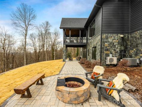 241 Tower Circle Laurel Park NC 28739