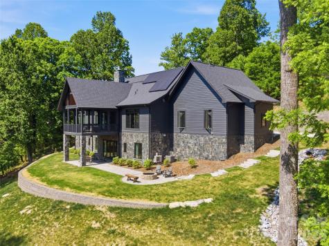 241 Tower Circle Laurel Park NC 28739