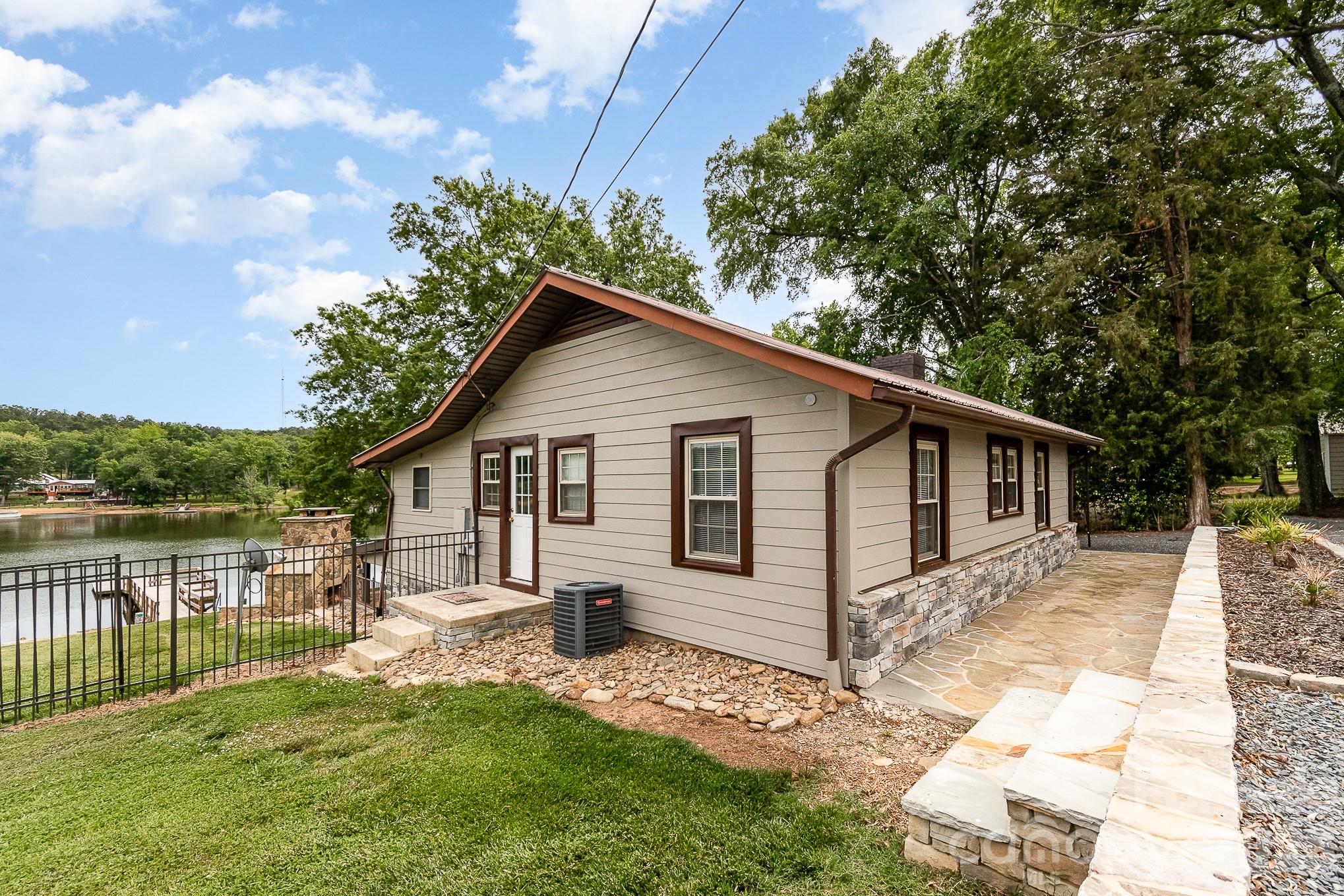 1435 Panther Point Road Richfield NC 28137
