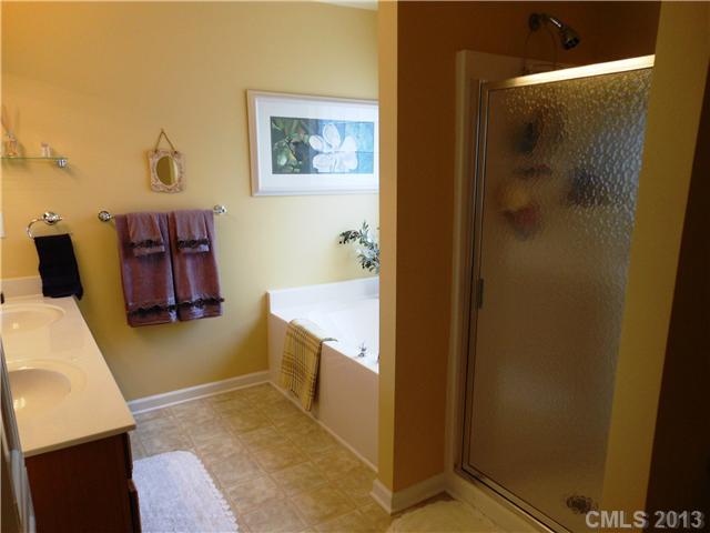 2324 Savannah Hills Drive Matthews NC 28105