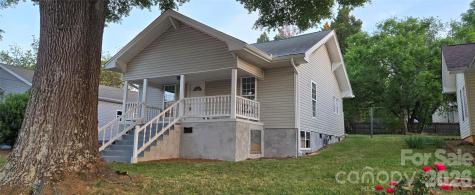 227 W B Street Newton NC 28658