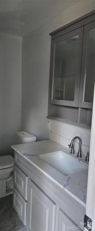 227 W B Street Newton NC 28658