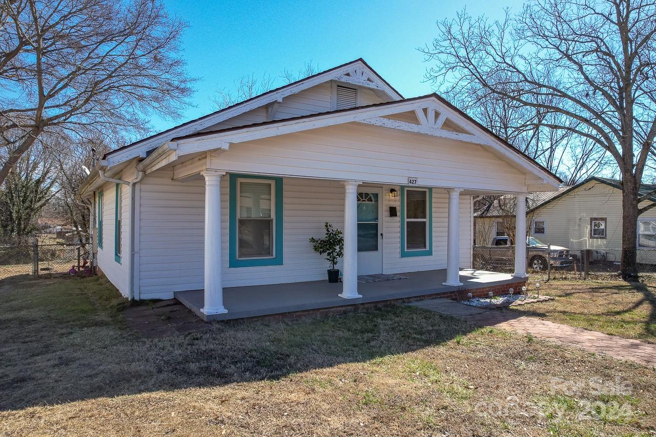 427 26th Street SW Hickory NC 28602