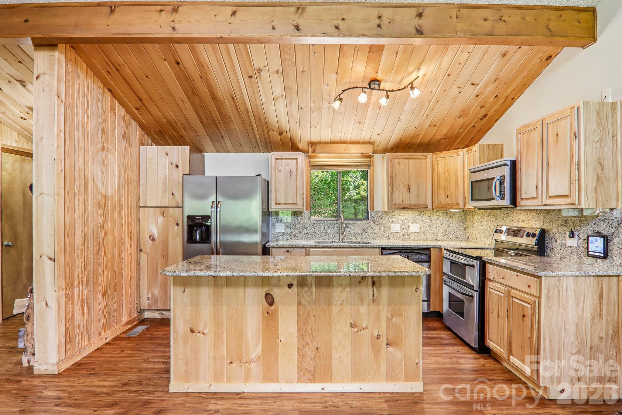 348 Valley Creek Drive Maggie Valley NC 28751