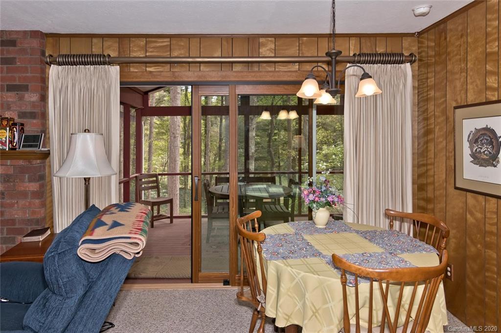 101 W Fox Chase Road Asheville NC 28804