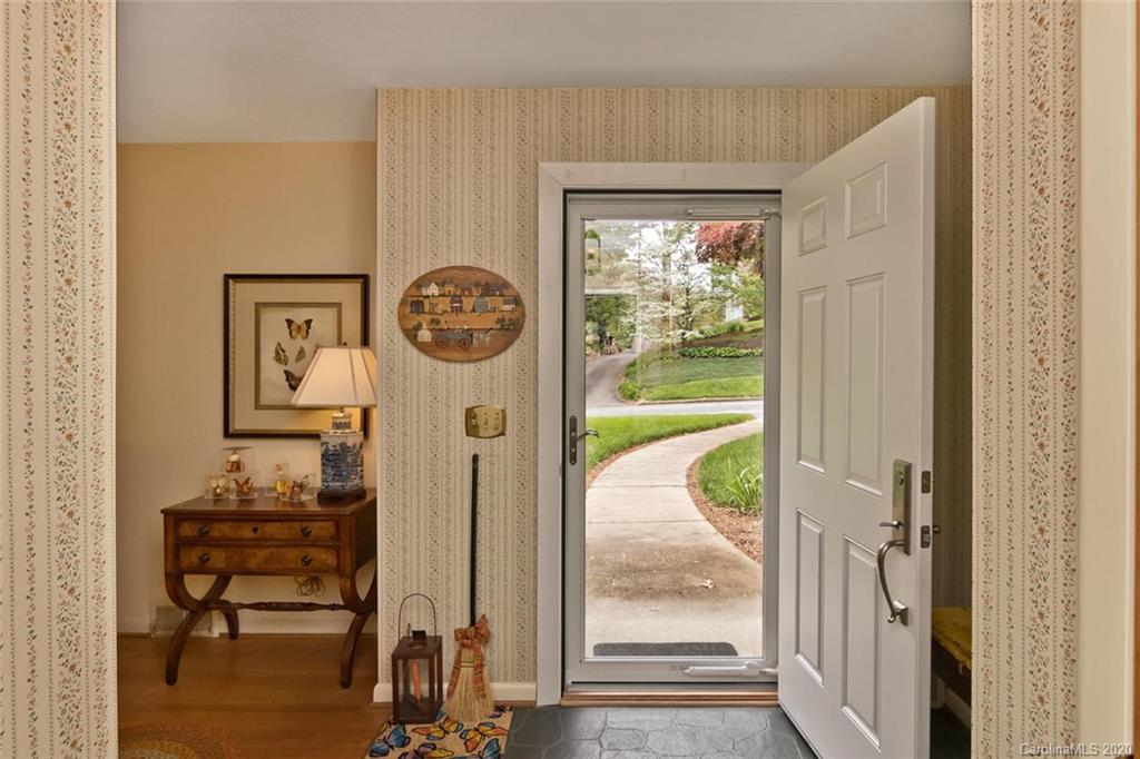101 W Fox Chase Road Asheville NC 28804