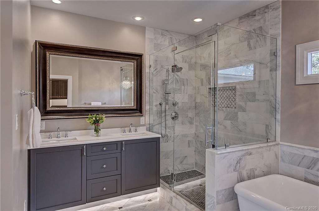 2110 Foxcroft Woods Lane Charlotte NC 28211