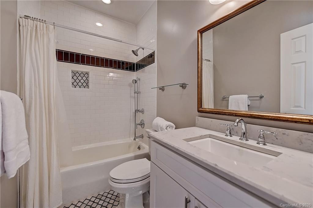 2110 Foxcroft Woods Lane Charlotte NC 28211