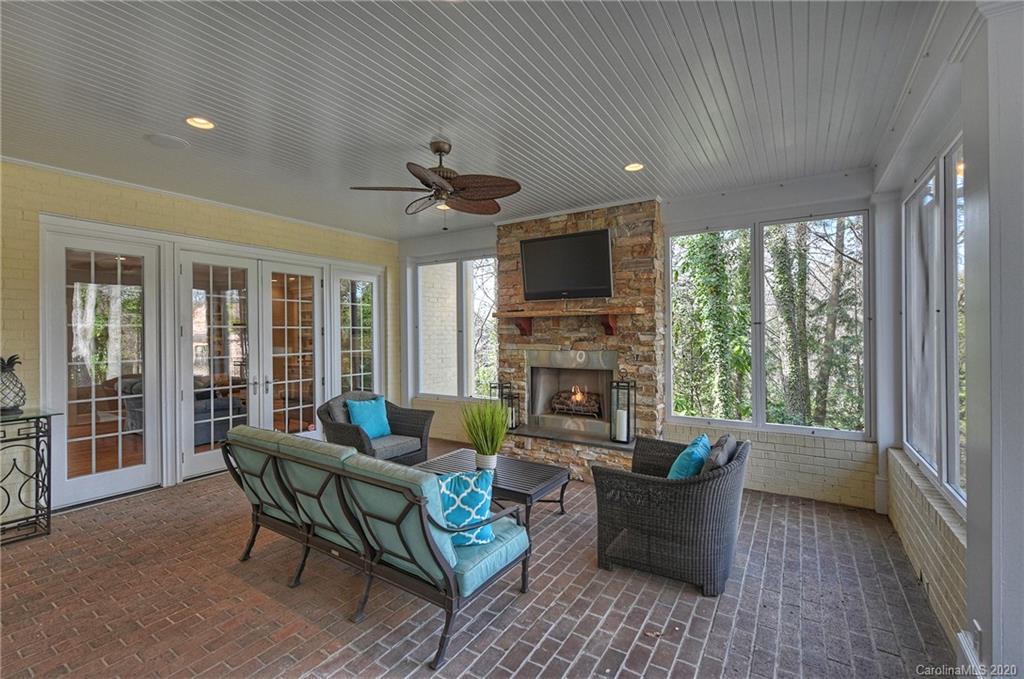 2110 Foxcroft Woods Lane Charlotte NC 28211