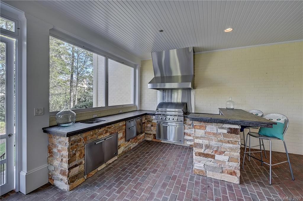 2110 Foxcroft Woods Lane Charlotte NC 28211