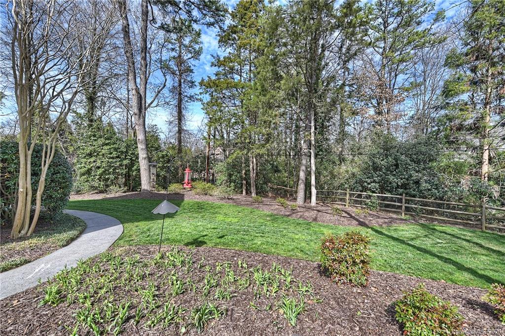 2110 Foxcroft Woods Lane Charlotte NC 28211
