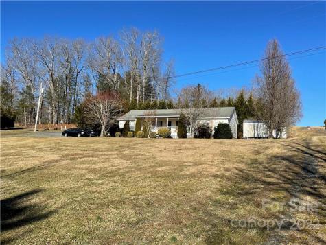 11 Rockdale Estates Spruce Pine NC 28777