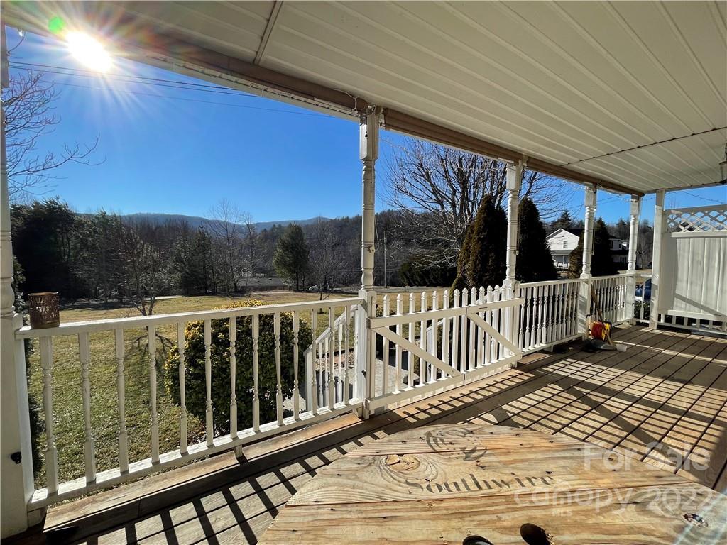 11 Rockdale Estates Spruce Pine NC 28777