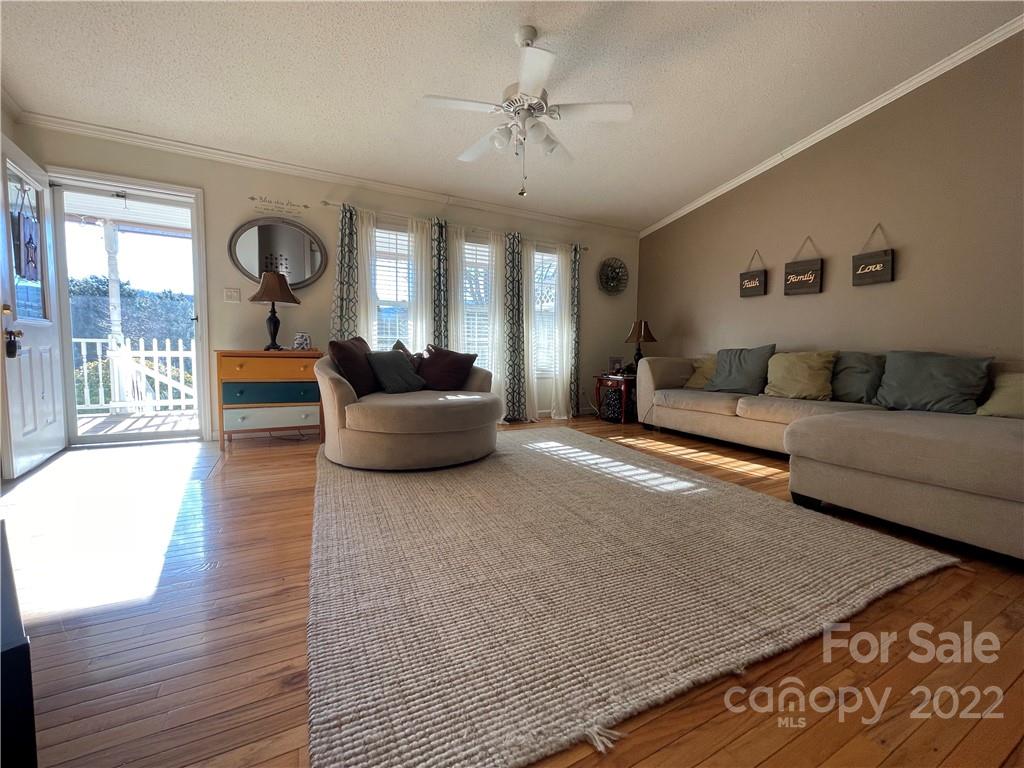 11 Rockdale Estates Spruce Pine NC 28777