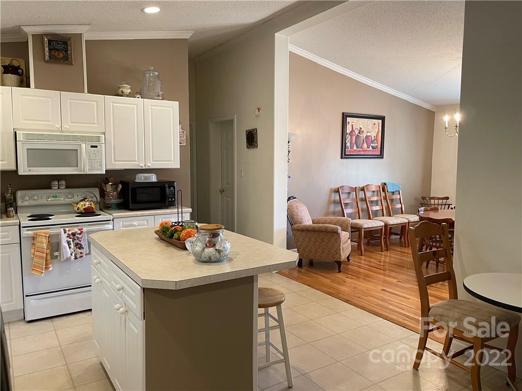 11 Rockdale Estates Spruce Pine NC 28777