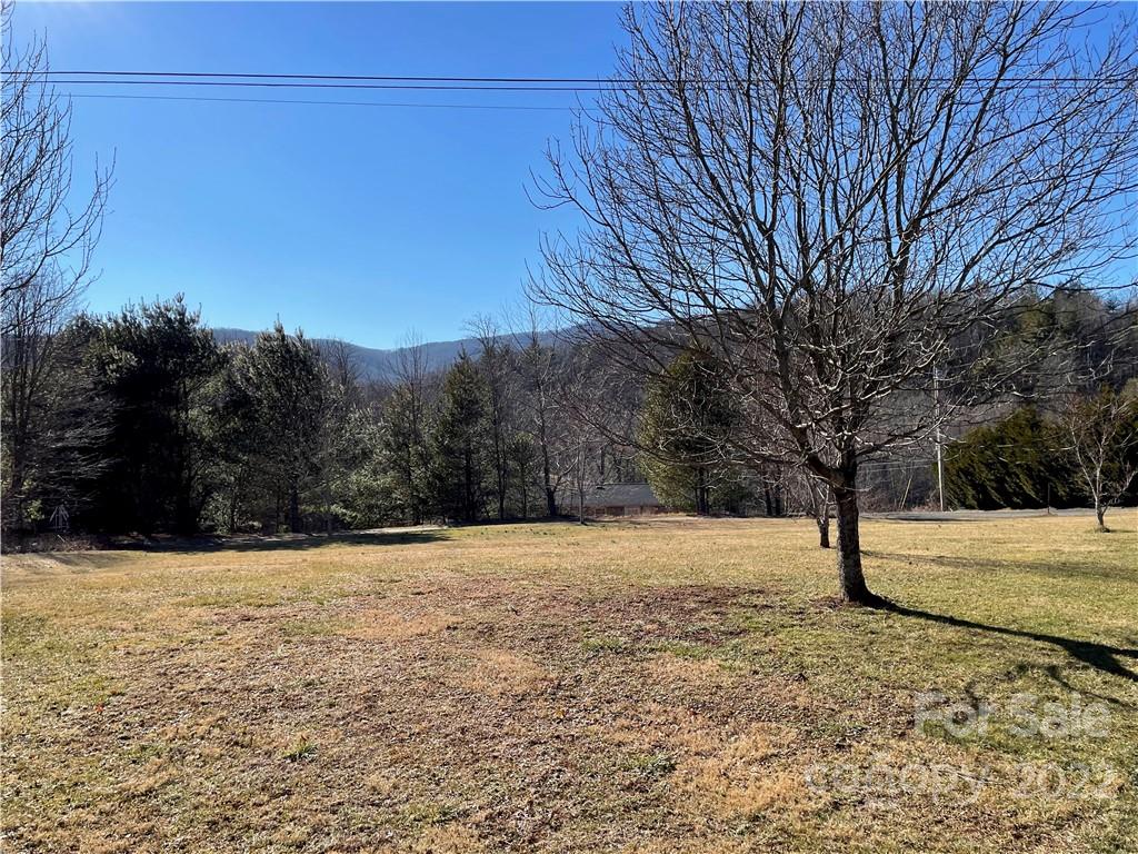 11 Rockdale Estates Spruce Pine NC 28777