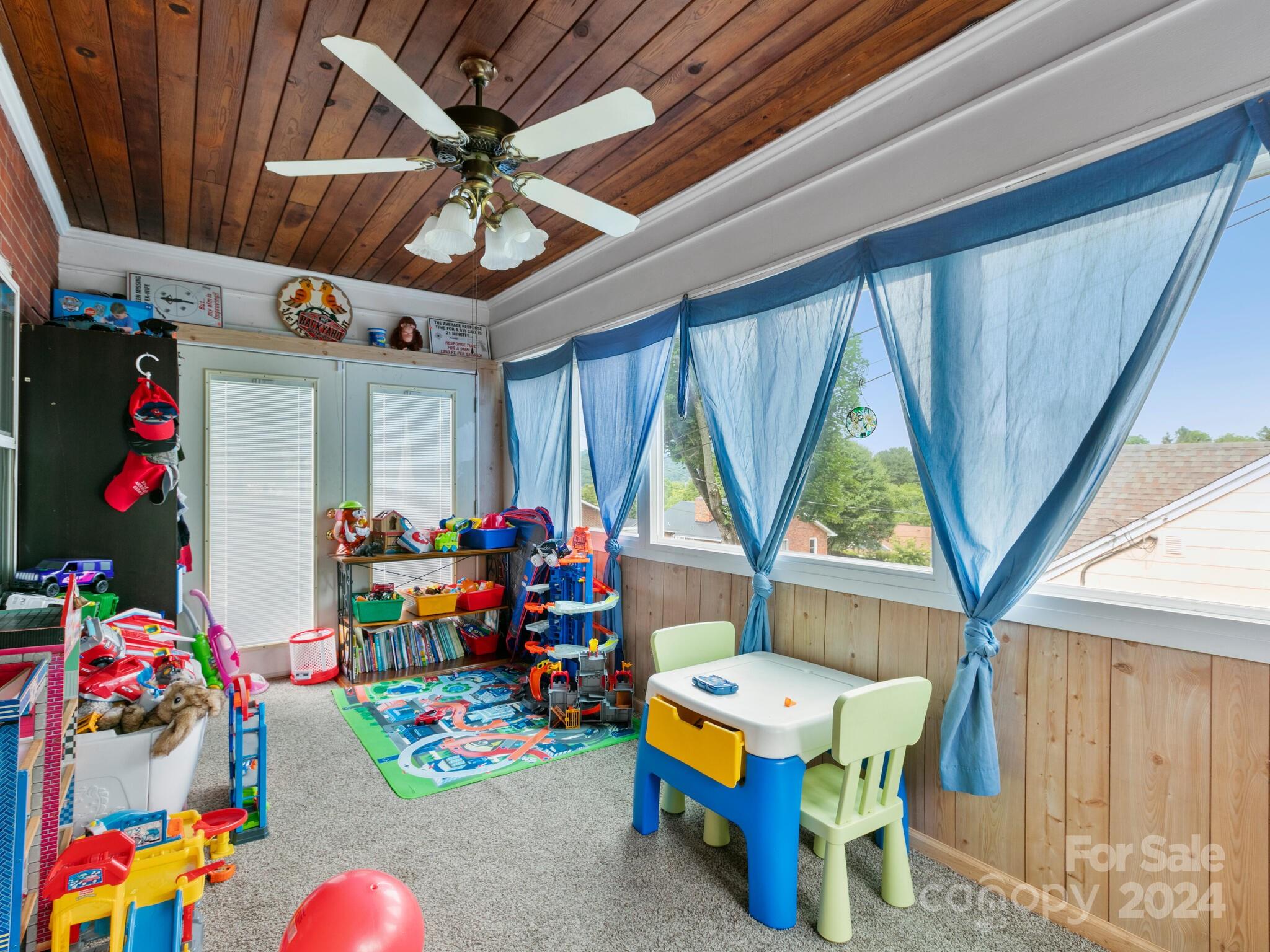 63 Ford Street Canton NC 28716