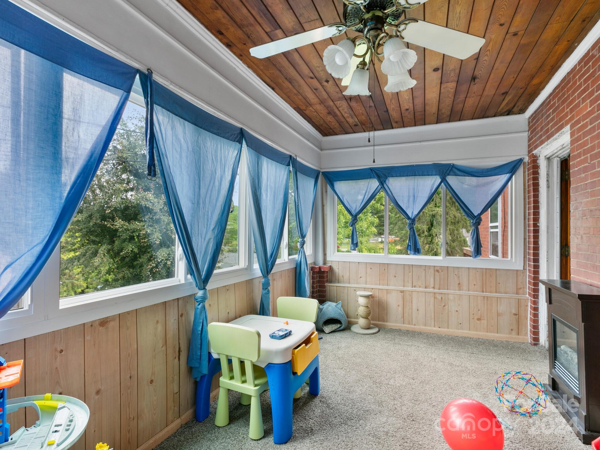 63 Ford Street Canton NC 28716