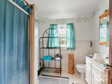 63 Ford Street Canton NC 28716