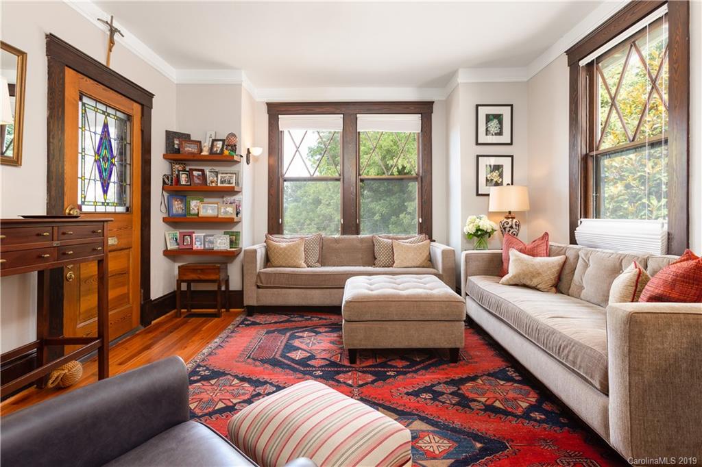 9 Oak Park Road Asheville NC 28801