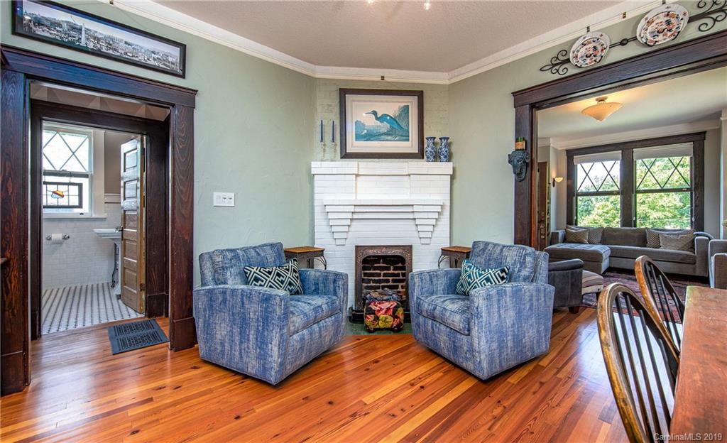 9 Oak Park Road Asheville NC 28801