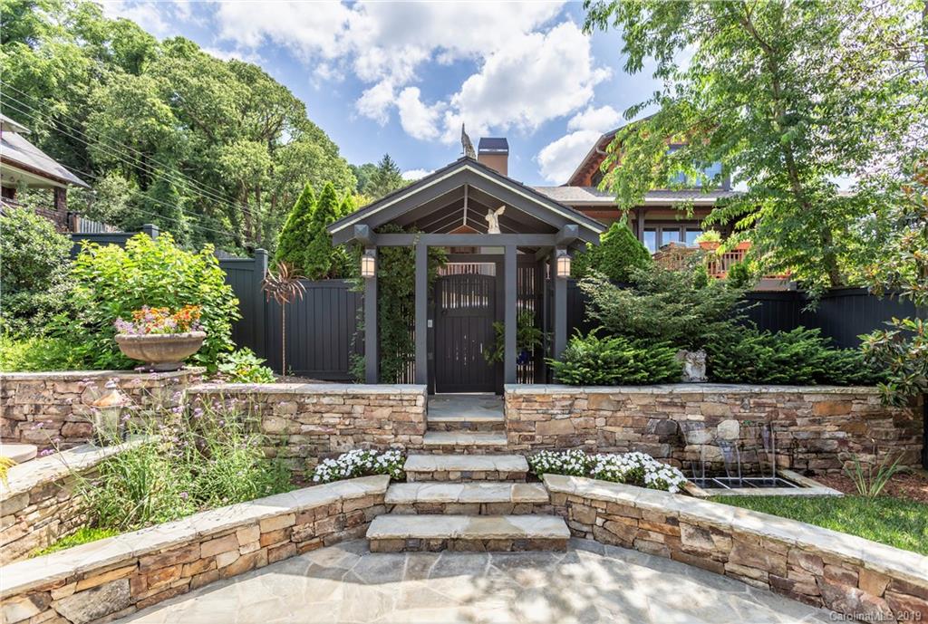 9 Oak Park Road Asheville NC 28801
